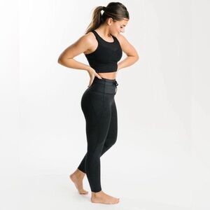 NWT Zyia Active Black Shimmer Drawstring Luxe 7/8 24” Legging.
